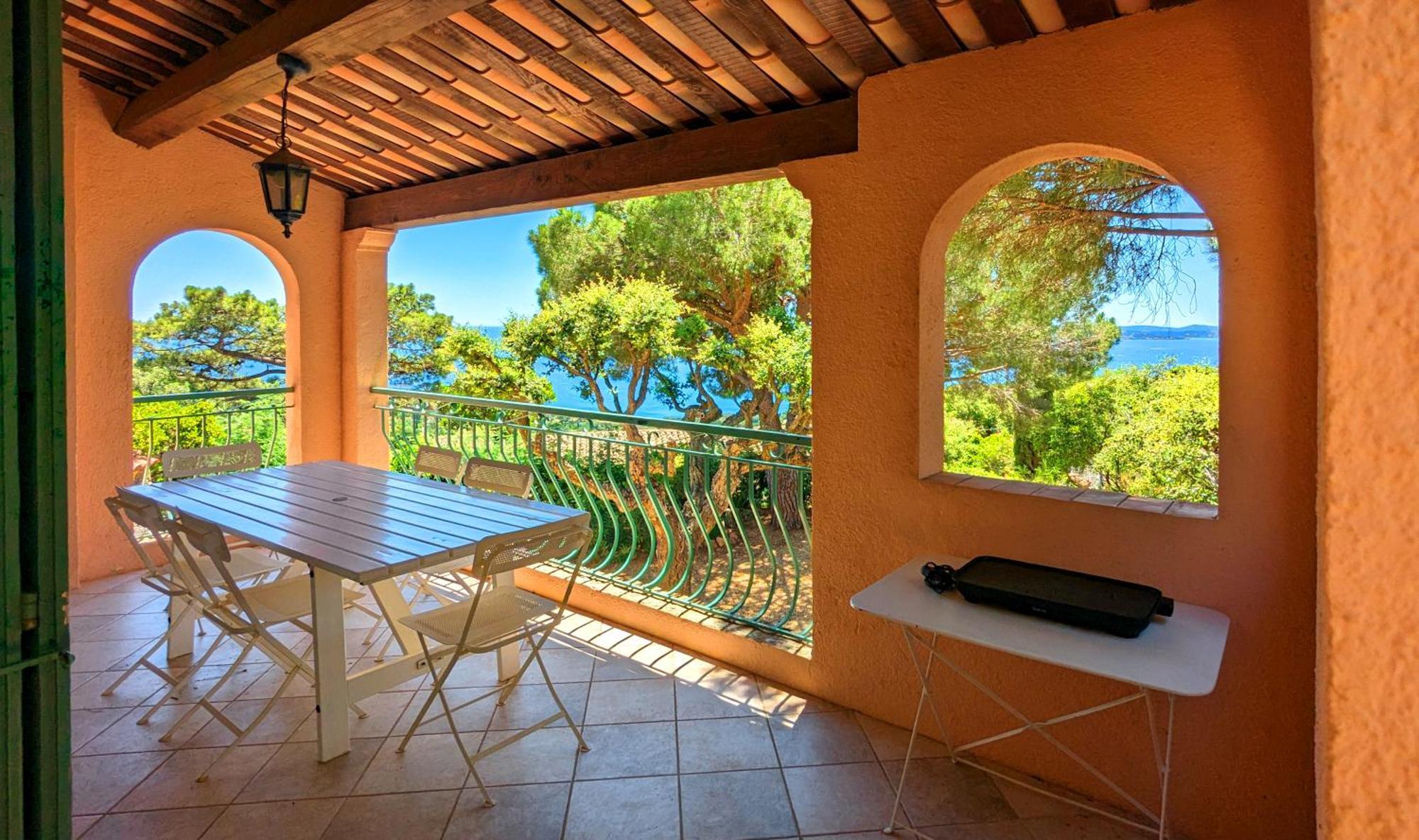 Villa Les Trois Chenes, Piscine Privee & Vue Mer Sur Golfe De Saint Tropez 레지상브르 외부 사진